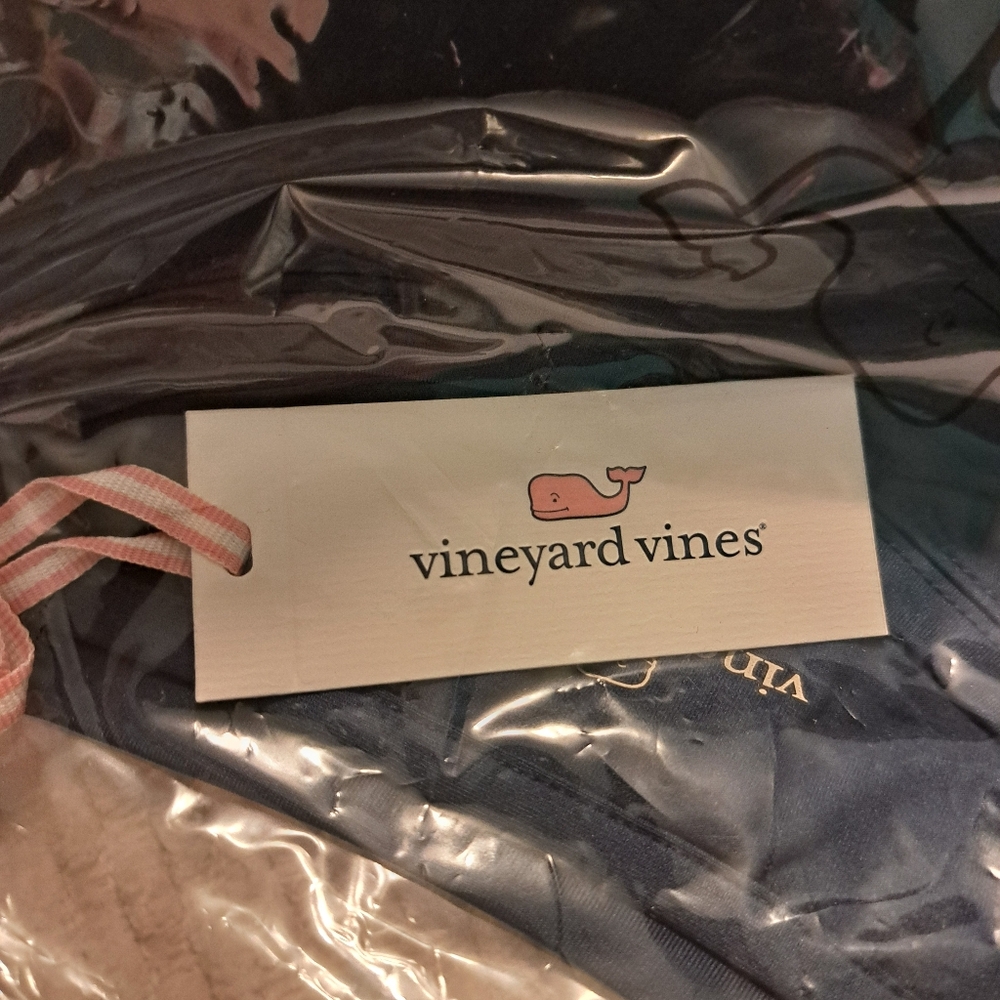 Vinyard Vines SS Performance Tee - Picture 3 of 13